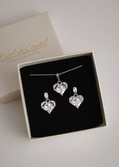 Brautschmuck Set mit Zirkonia – Ohrringe und Halskette