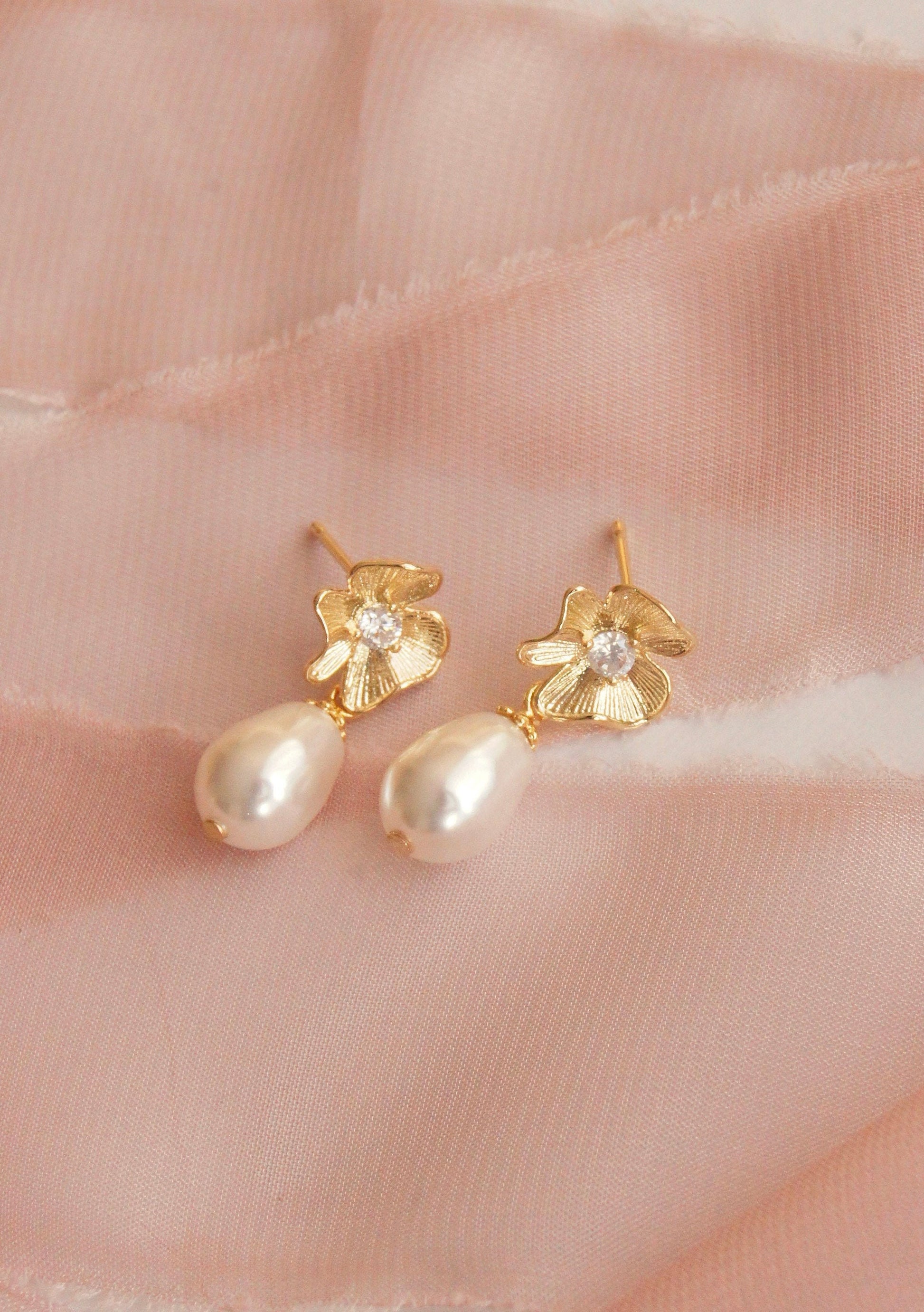 Ohrringe mit Swarovski-Perlen & Zirkonia