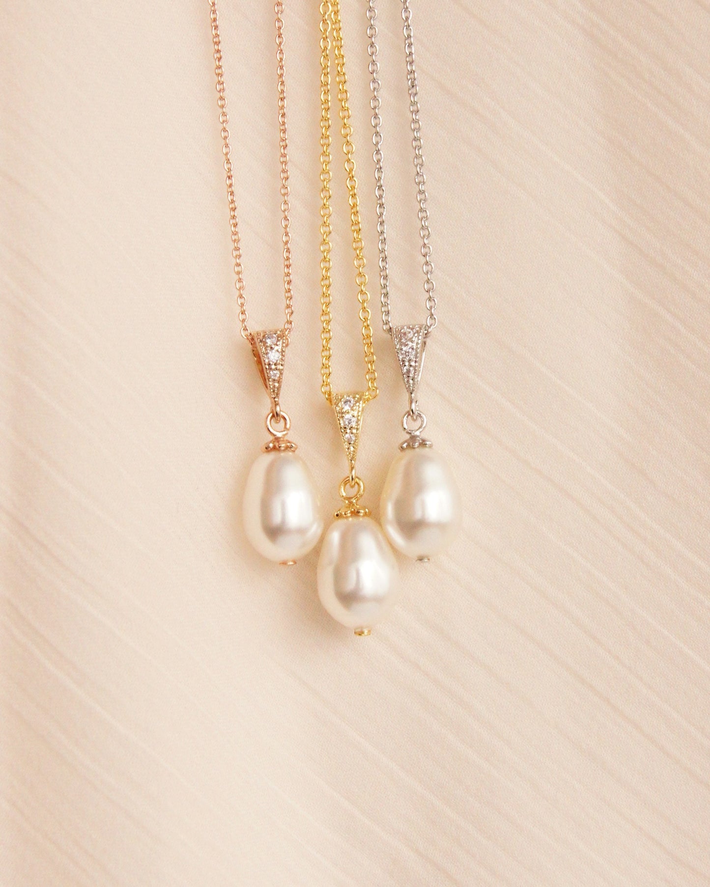 Ohrringe mit Swarovski-Perlen & Zirkonia