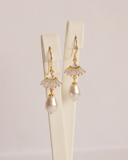 Braut Ohrringe mit Swarovski-Perlen & Zirkonia