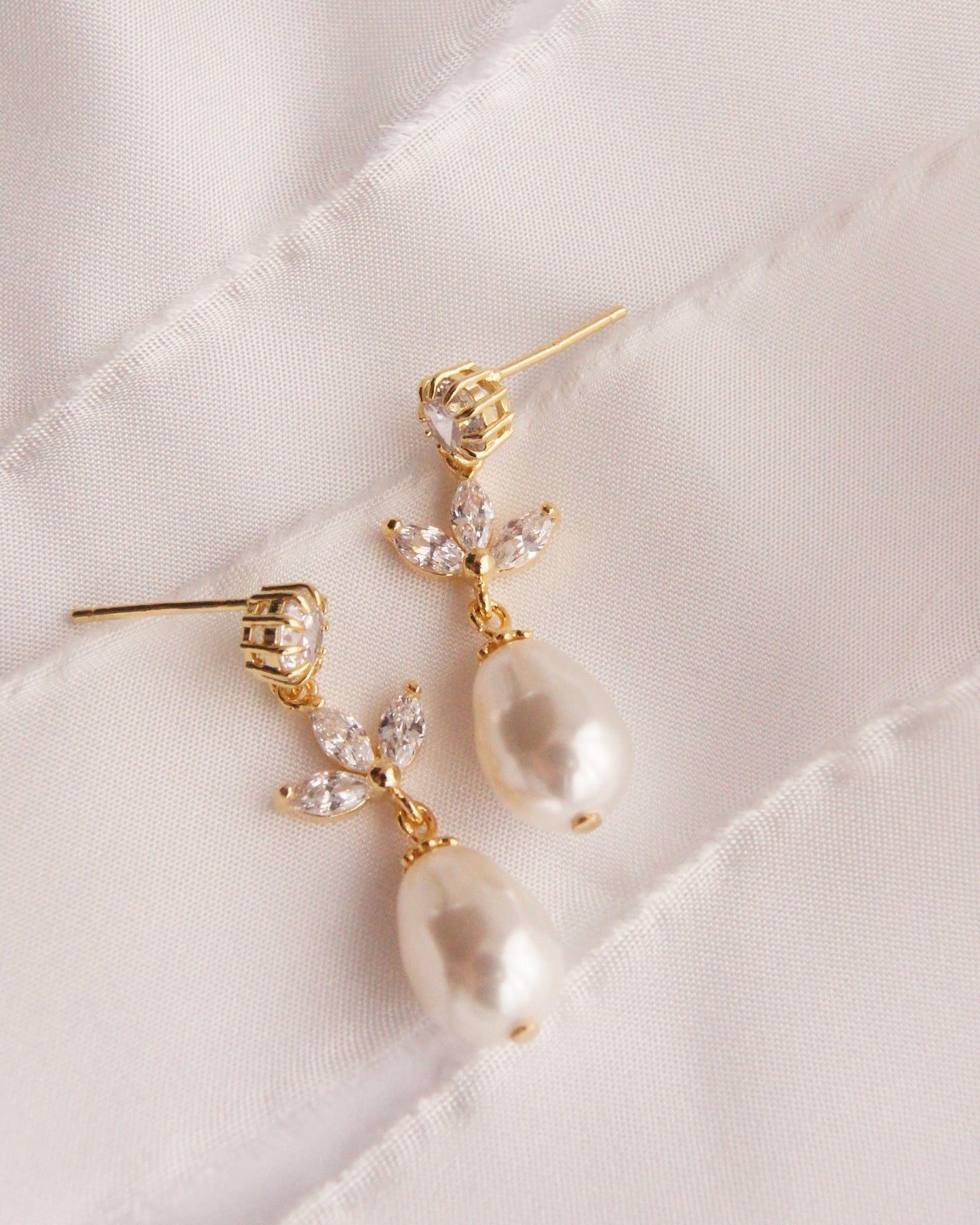 Elegante Braut Ohrringe mit Swarovski-Perlen & Zirkonia