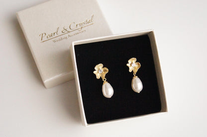 Ohrringe mit Swarovski-Perlen & Zirkonia