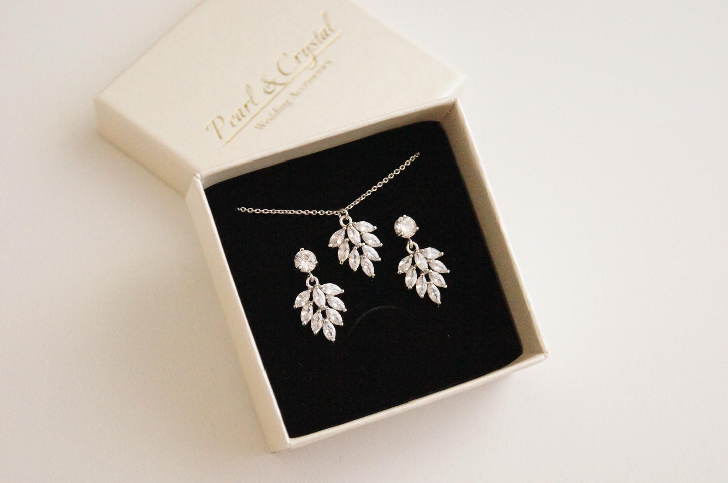 Elegante Braut Ohrhänger mit Zirkonia