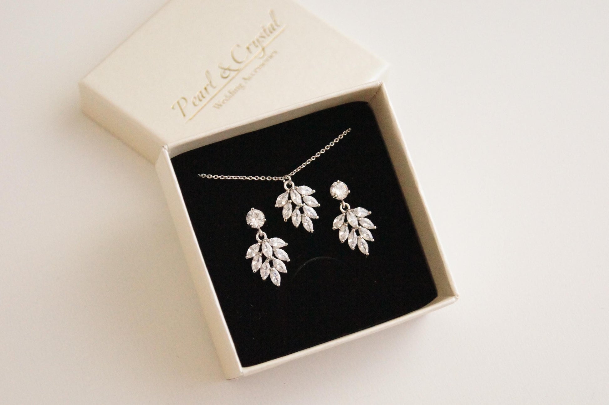 Elegante Braut Ohrhänger mit Zirkonia