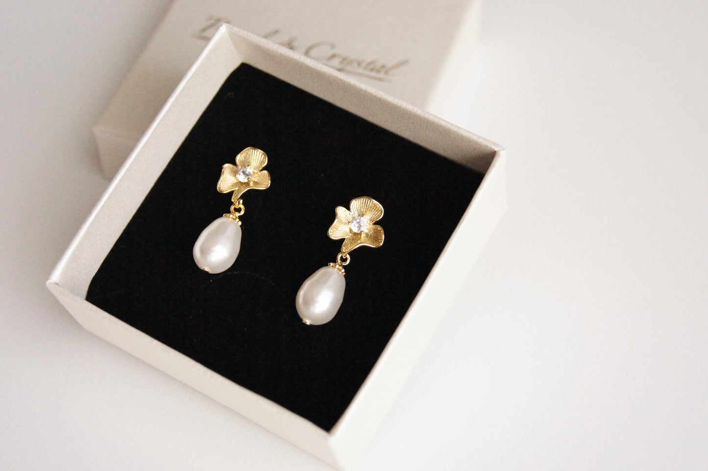 Ohrringe mit Swarovski-Perlen & Zirkonia