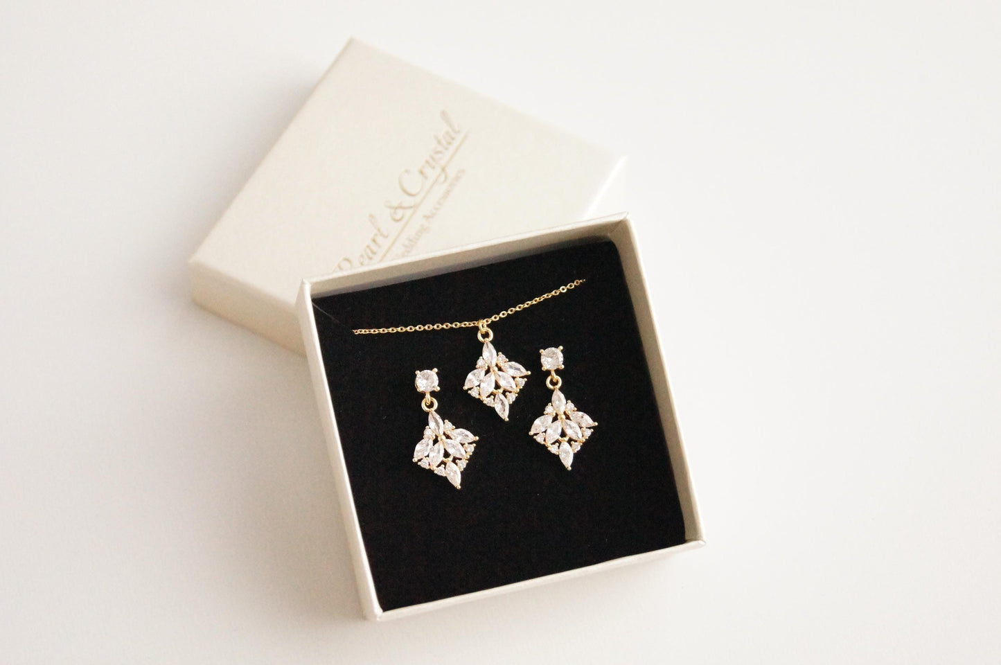 Elegante Braut Ohrhänger mit Zirkonia