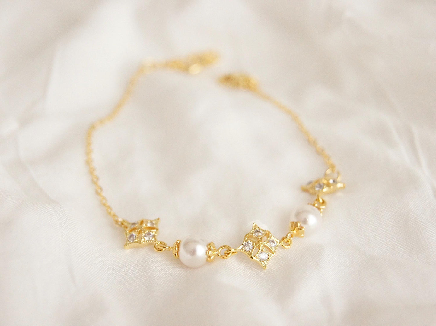 Braut Armband mit Swarovski-Perlen & Zirkonia