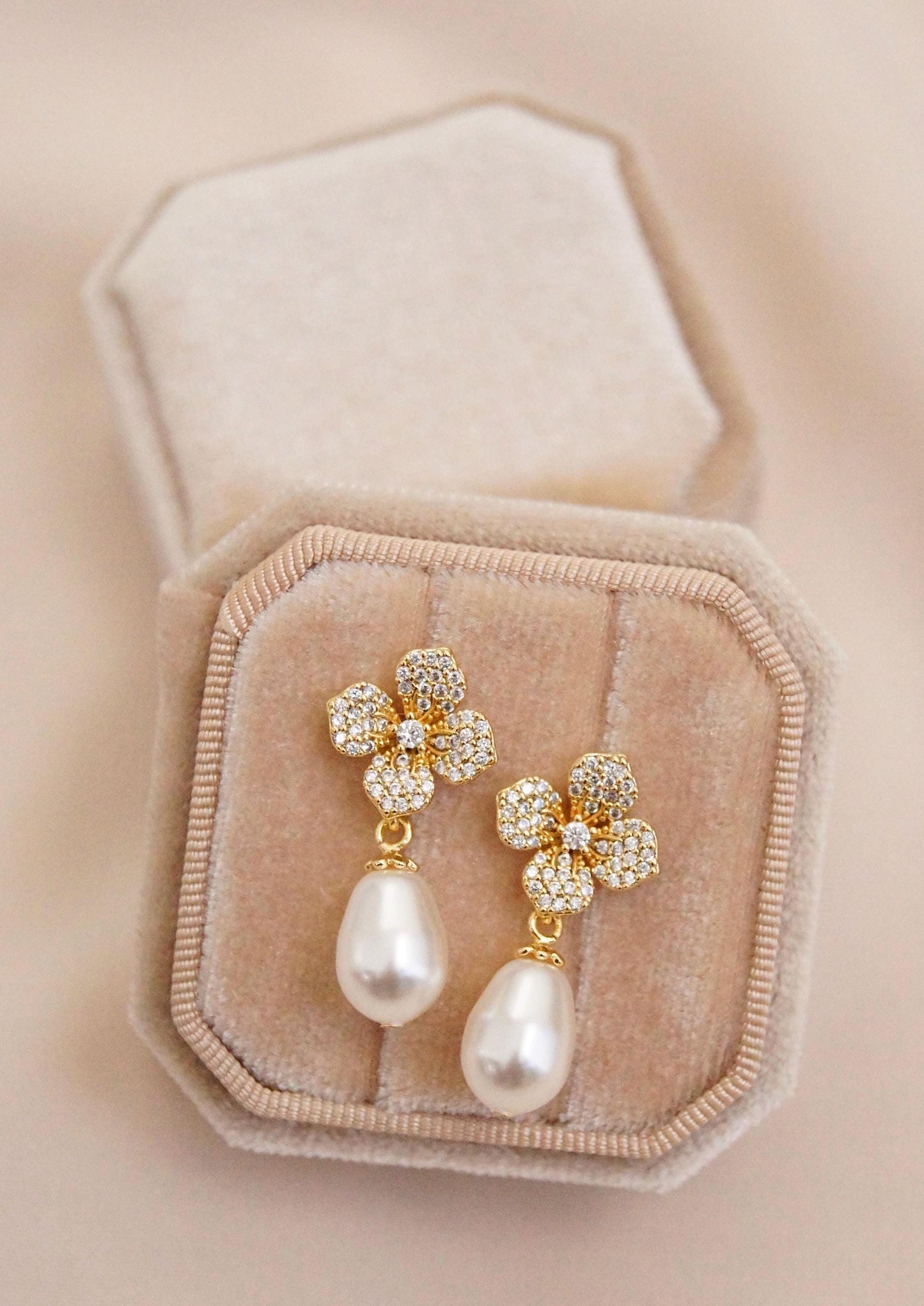 Braut Ohrringe mit Swarovski-Perlen & Zirkonia